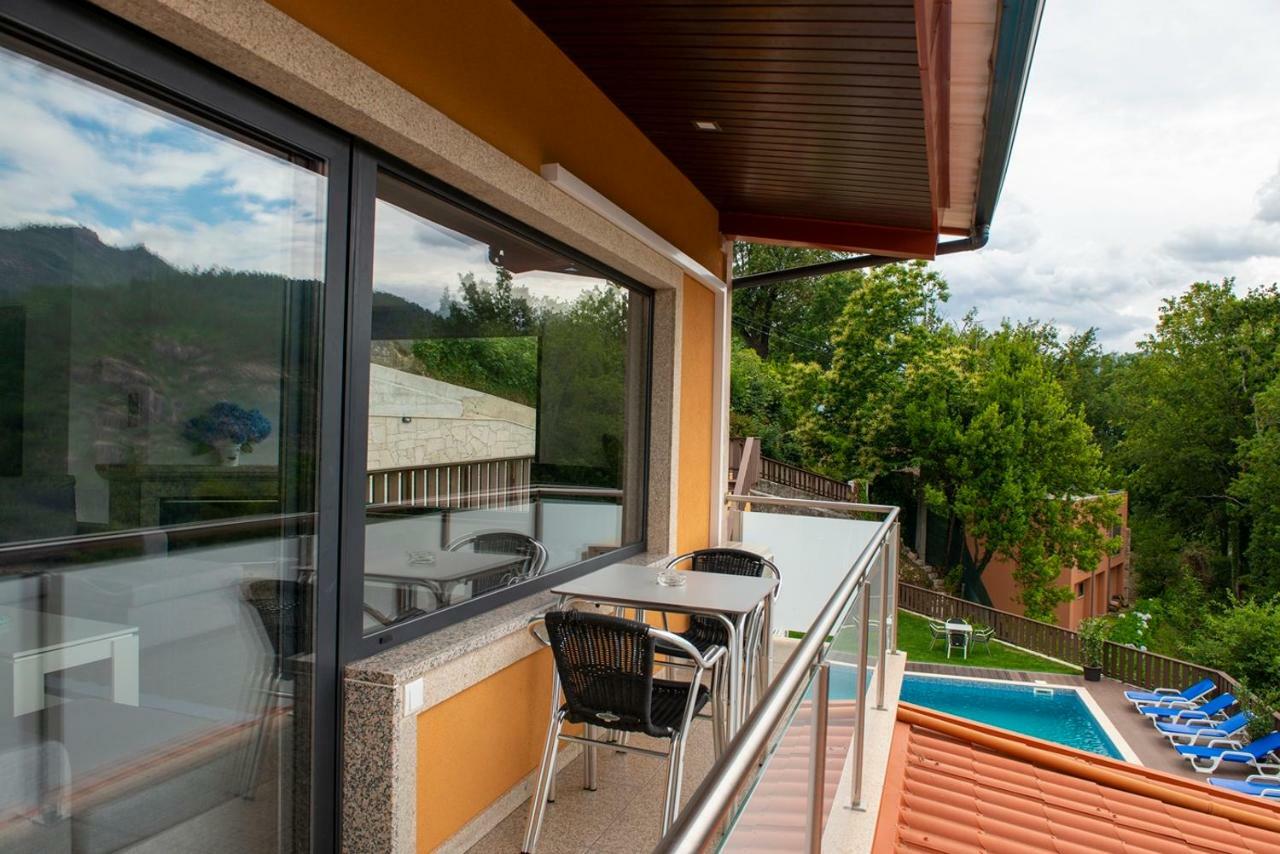 הוילה ויירה דו מיניו Casa Encosta Do Geres-Ferias No Geres מראה חיצוני תמונה